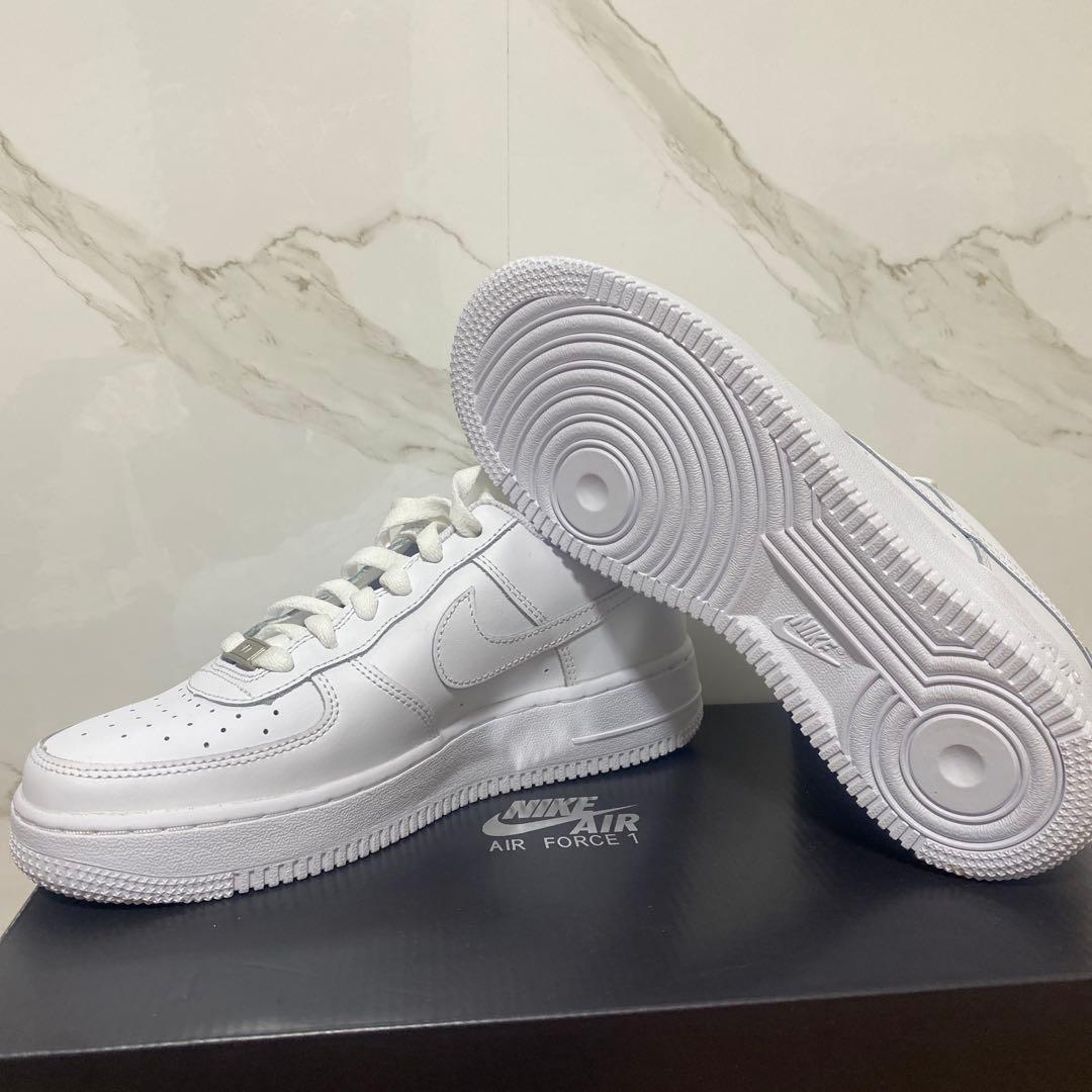 NIKE AIR FORCE 1 LE GS \"WHITE\" エアフォ