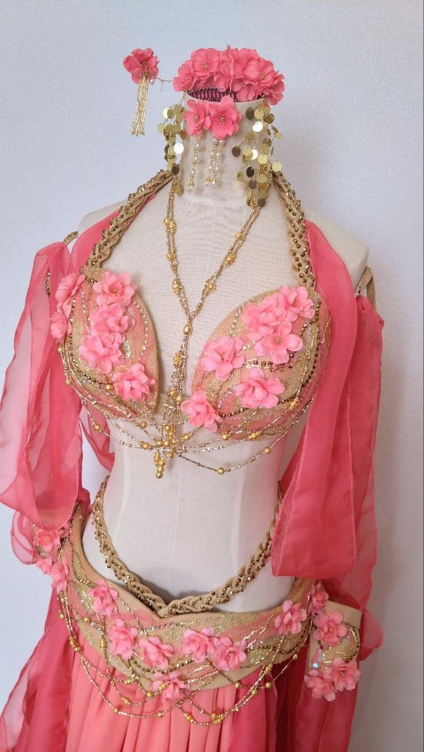 【syuka】ベリーダンス衣装　ブラベルトなど7点セット 楽天市場】ベリーダンス 衣装 ブラ ベルト パール しずく 上下 2点