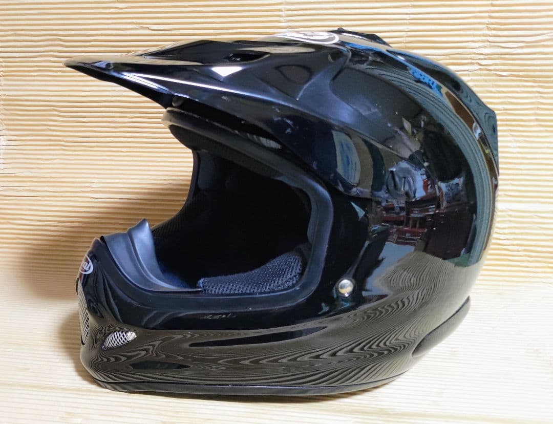 hawk (プロフ確認お願いします。さま 専用 Arai V-cross 3