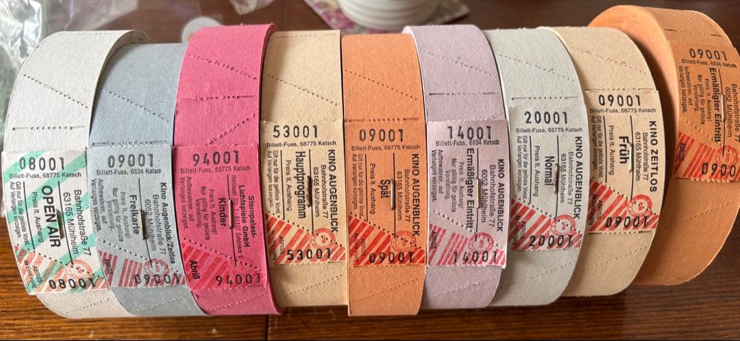 海外紙物　ドイツ　エントランスチケット　バラ売り　9種　900枚　大量 海外紙物 ドイツ エントランスチケット バラ売り 9種 900枚 大量 海外