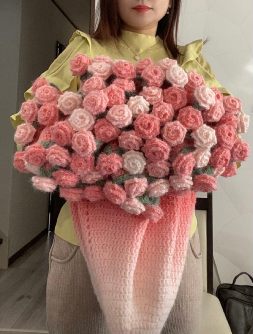 バラの花束ブランケット直径120cm，72本の大きな花ストール