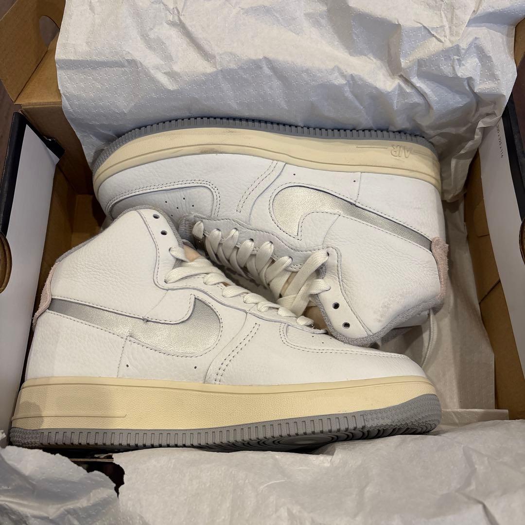 【新品未使用】25.0cm NIKE W AF1 SLOULPT HI