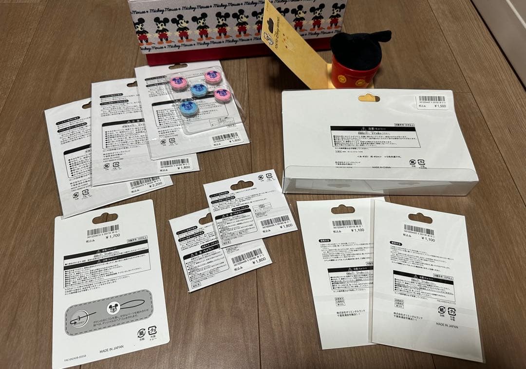 ディズニーランド　ミッキー柄　裁縫箱　裁縫セット