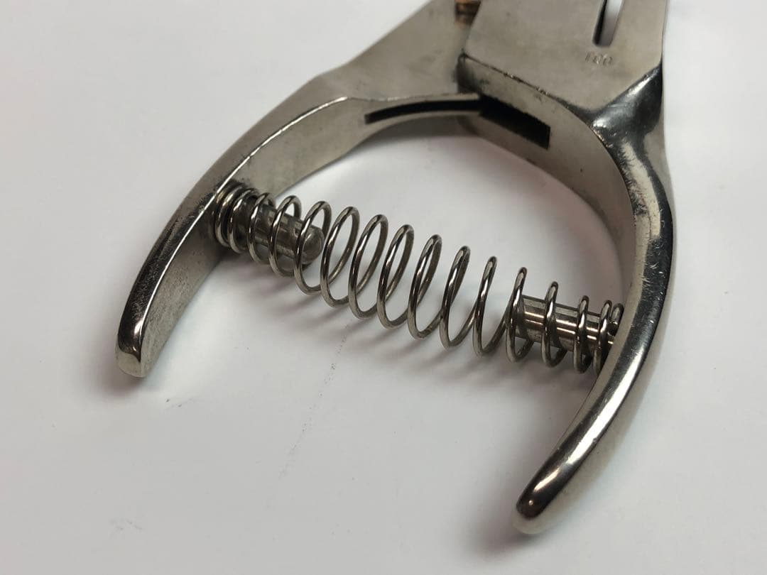 岩田製 切符切り 検札鋏 花枠 「ろ」【鉄道グッズ 車掌 改札鋏 昭和