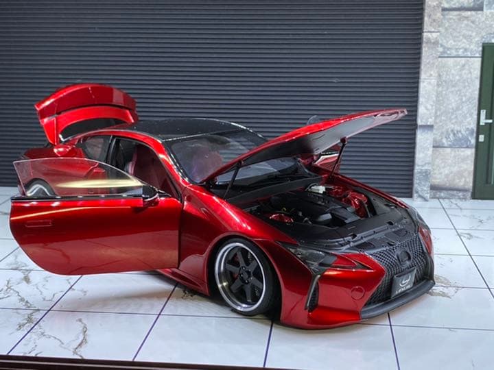 オートアート 1/18レクサス LC500レッドx ダークローズ　カスタム