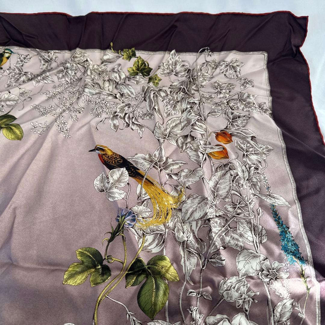 美品 GUCCI グッチ スカーフ クレスト フラワーマルチ ダークパープル