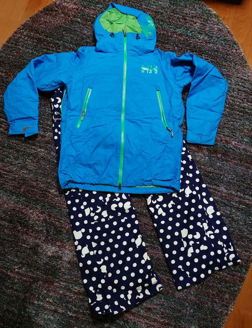 Helly Hansenスキーウェア　 ジャケットＷＬ、パンツユニセックスМ HELLY HANSEN（ヘリーハンセン） 防水ジャケット レディース