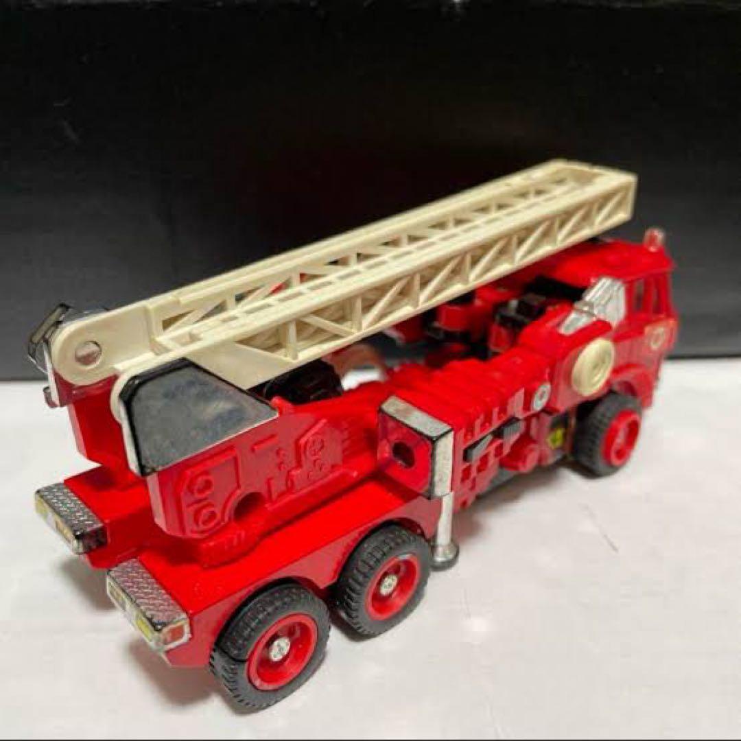 ダイアクロン　トランスフォーマー　ダブルチェンジャー　RX-7 消防車　セット