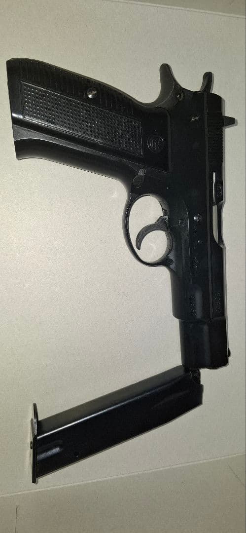 マルシン CZ75 ブラックABS 排莢タイプ(18才以上対)　説明お読み下さい