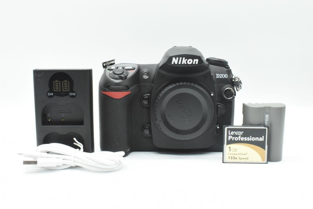 ▪️ほぼ新品▪️ニコン Nikon D200 ボディ《S数1310回》
