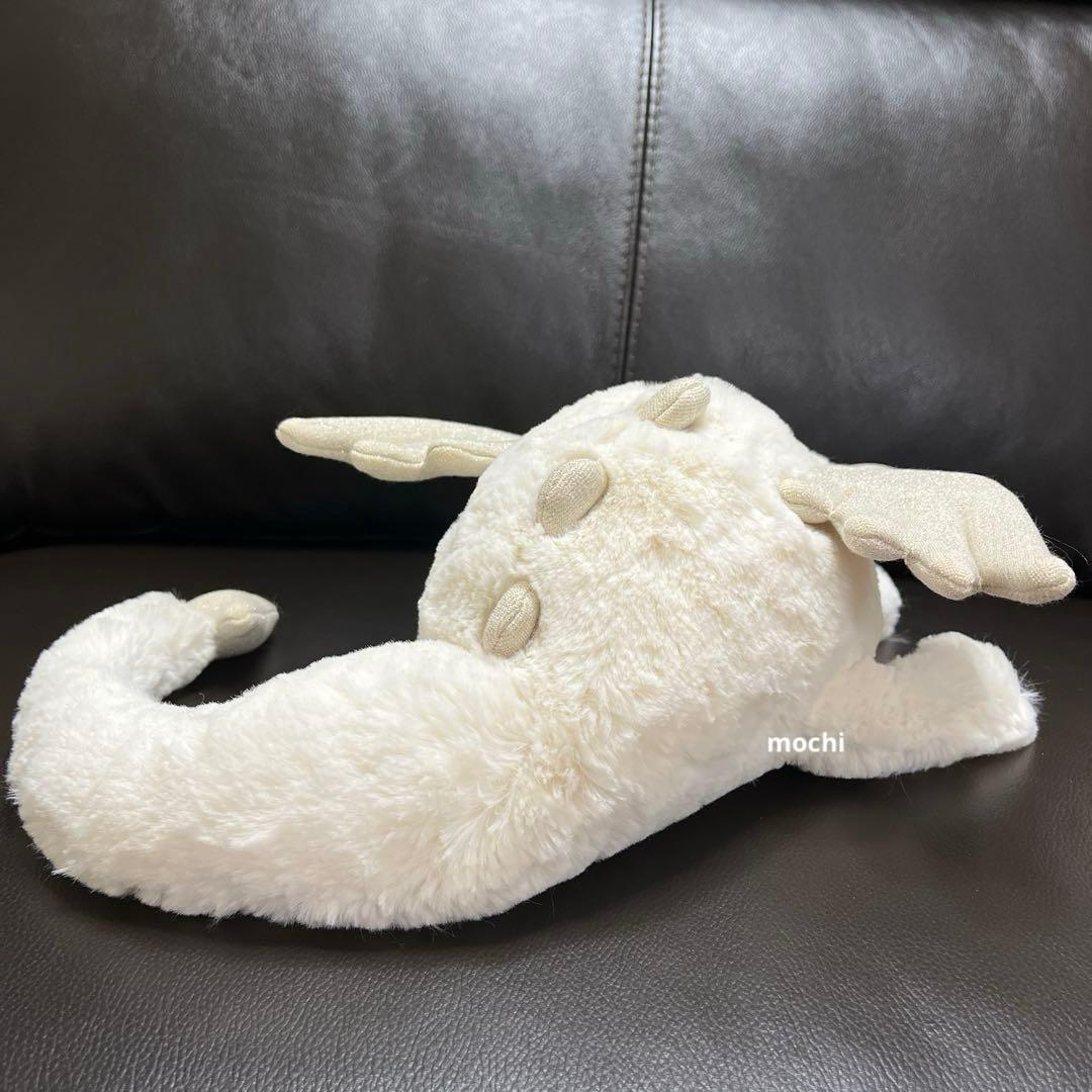   Dragon ドラゴン 白 ぬいぐるみ新品タグ付き