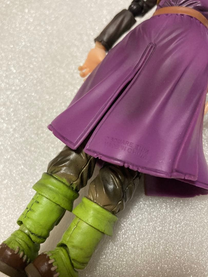 BRING ARTS ドラゴンクエスト11 主人公 勇者 フィギュア　現状品