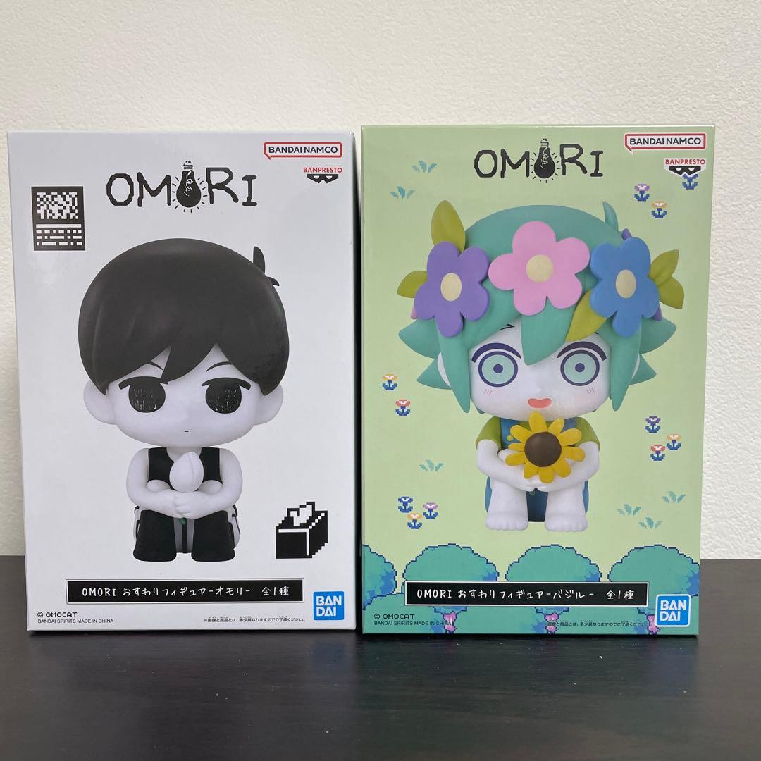 OMORI おすわりフィギュア オモリ バジル 2種セット - メルカリ