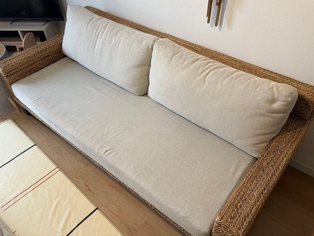 カジャ KAJA ソファ 3人掛け バリリゾート アジアンテイスト美品値段交渉可 カジャ KAJA ソファ 3人掛け バリリゾート アジアンテイスト美品値段交渉可