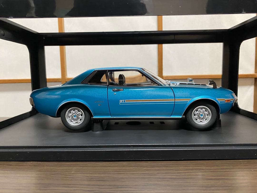 トヨタ セリカ 1600GT 1/18