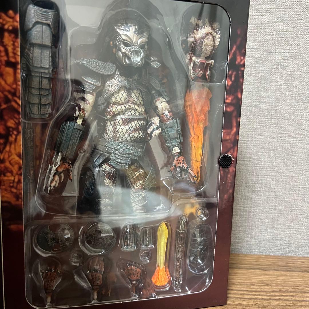 NECA アルティメット ガーディアンプレデター ネカ