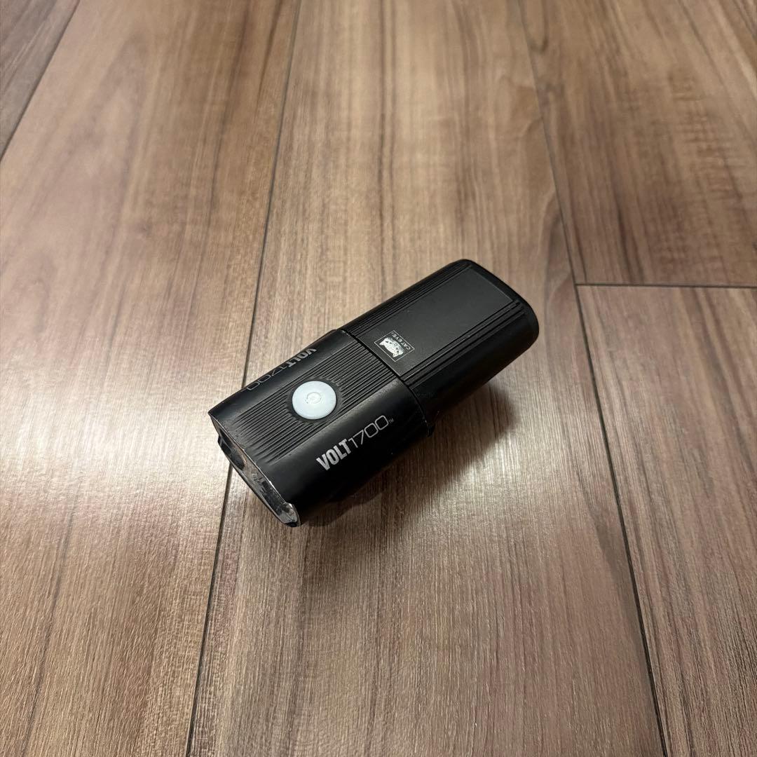 値引不可 CATEYE VOLT1700