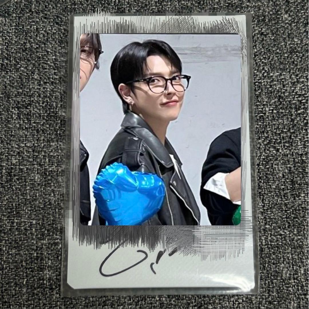 ateez チェキホンジュンサイン