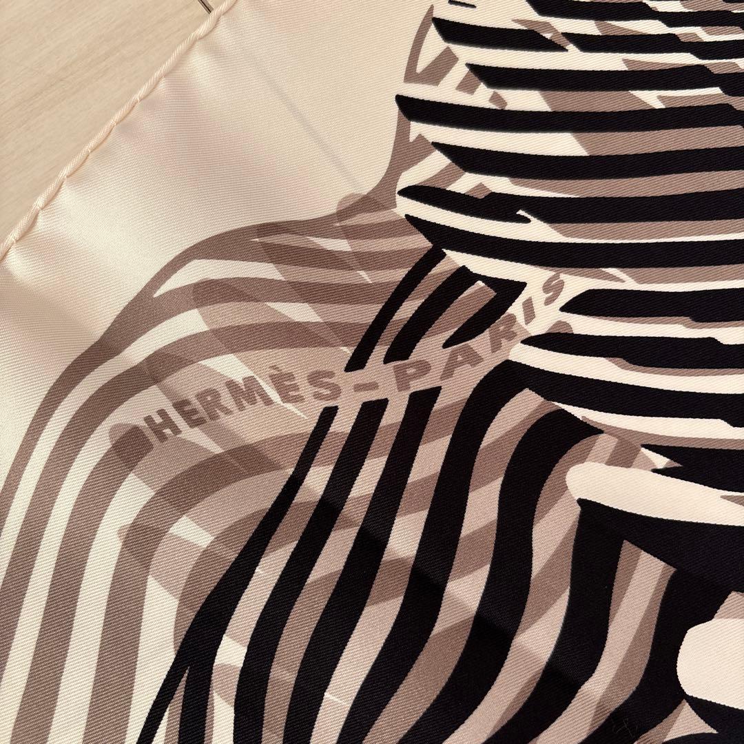 HERMES エルメスカレ90 スカーフ 洗練の波 - メルカリ