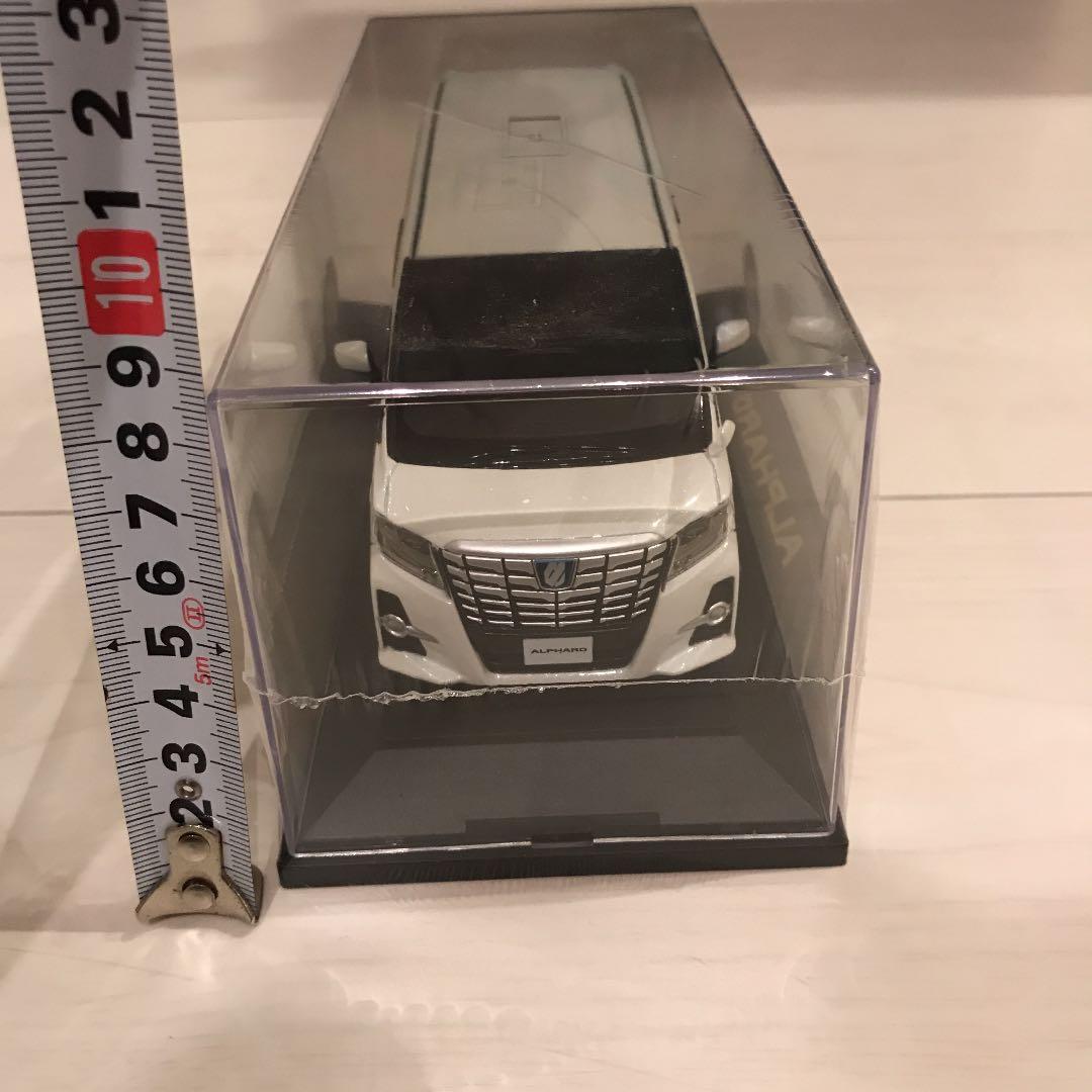 トヨタ アルファード　ハイブリッドSR ホワイトパールクリスタルシャイン