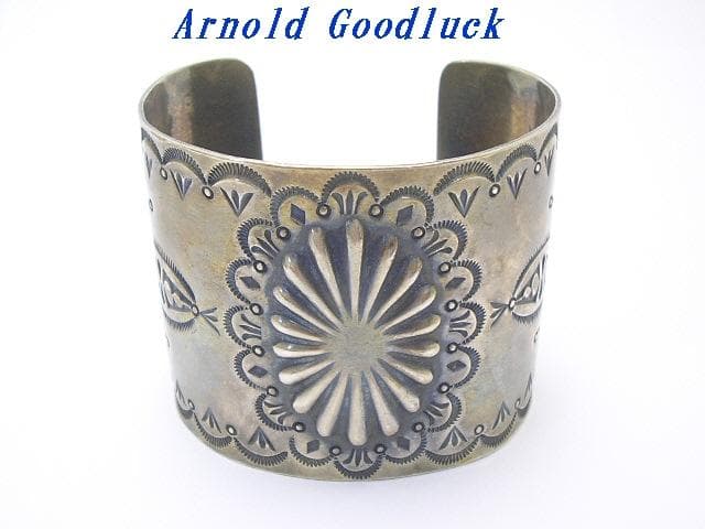 アーノルドグッドラックインディアンジュエリー