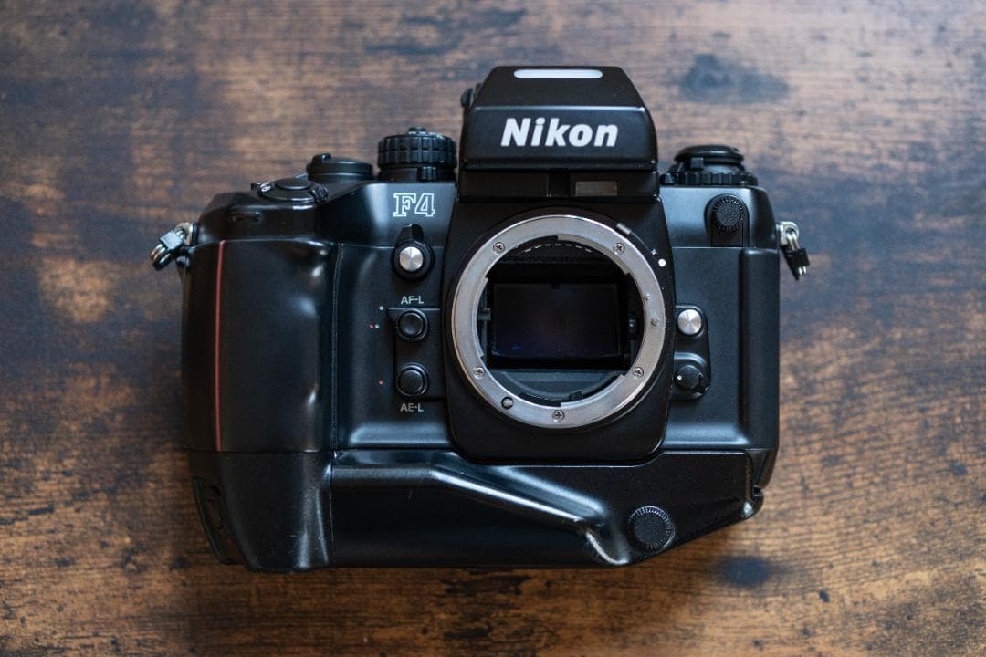 動作快調 Nikon F4s　ニコン フィルムカメラ Amazon | ニコン Nikon F4s | 一眼レフカメラ 通販