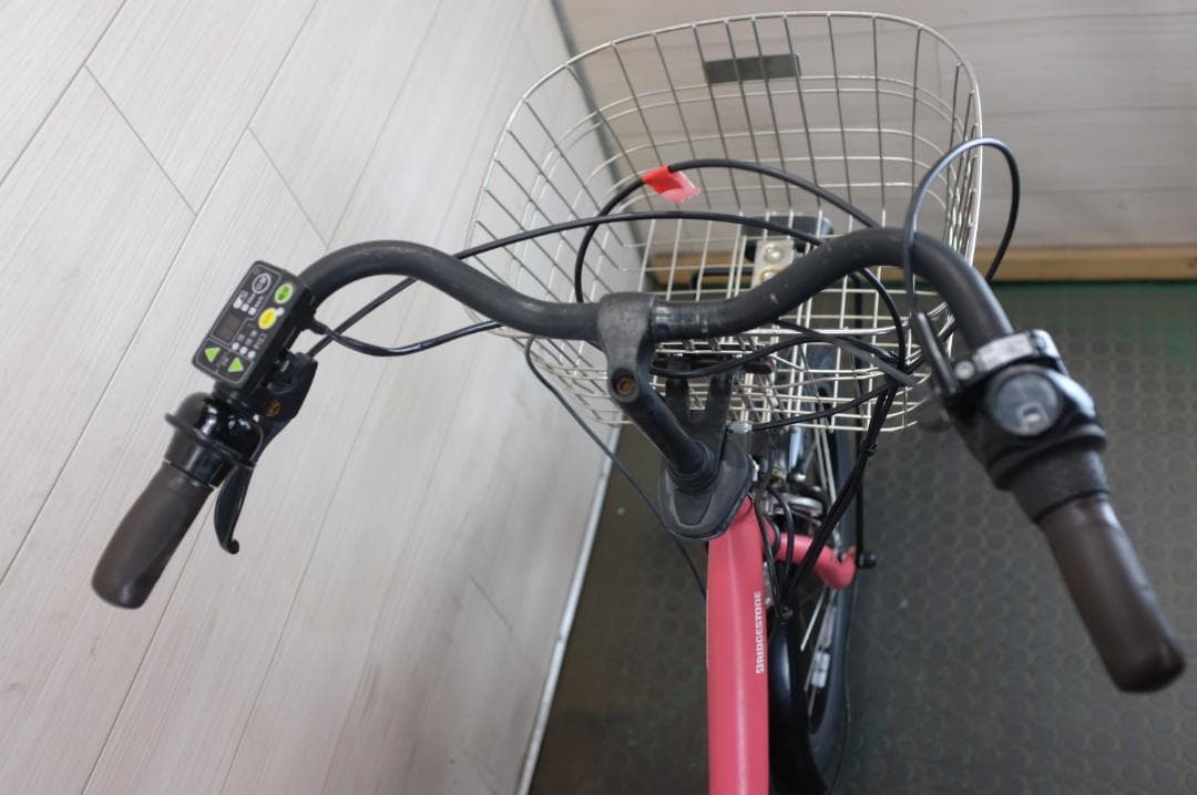 D*u様 BS アシスタ　20インチ　3段　8.7Ah（4点灯）充電器あり