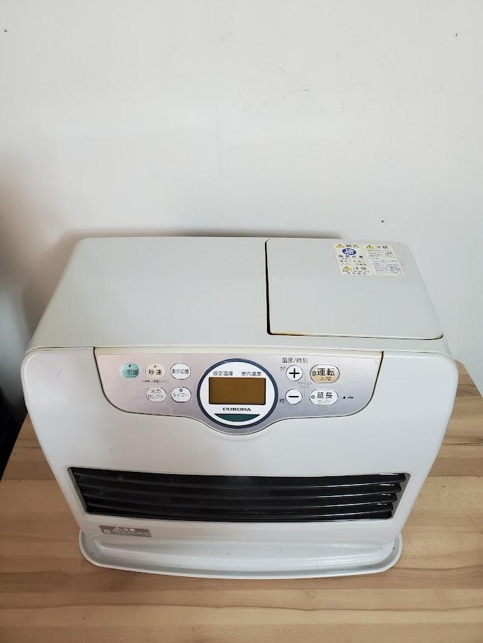 コロナ 石油ファンヒーター FH-G5716BY 15~20畳 CORONA - メルカリ