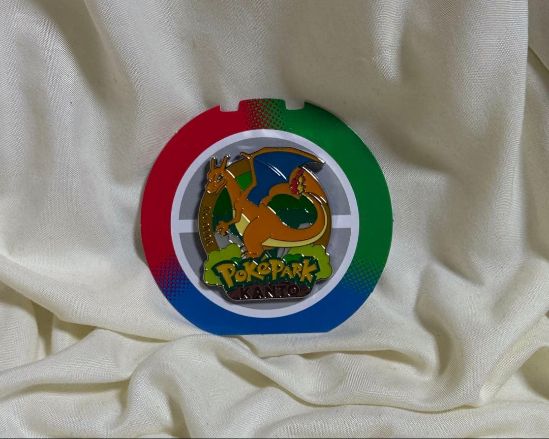 ポケパークカントー限定 ピンバッジ No.006 リザードン - メルカリ