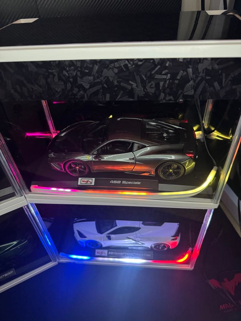 【世界に一つ‼️】大人気 1/18 ジオラマ LED 展示 鑑賞用 模型 ミニカー