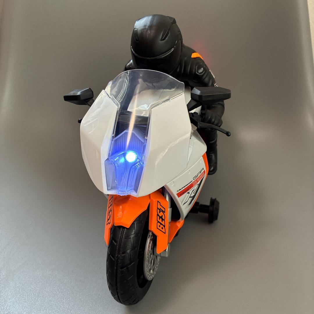 R1 1/6スケール リモコン　オートバイ スタントカー　ワイヤレス　ラジコン