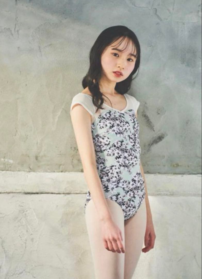 stina 花柄レオタード 120-130 jr P - メルカリ