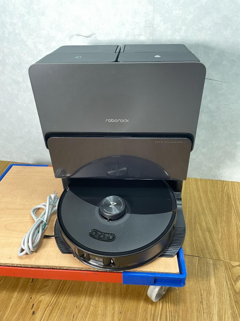 Y♢612 ロボロック ロボット掃除機 S8 MaxV Ultra ほぼ未使用品 限界を超えて理想に手を伸ばせ”、部屋の四隅で伸びるサイドブラシを新