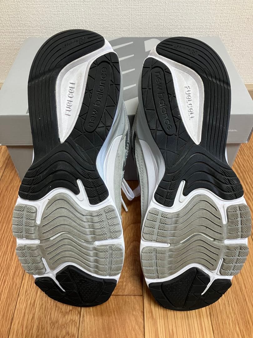 靴 New Balance 990V6 \"Gray\" (Heel Logo NB)