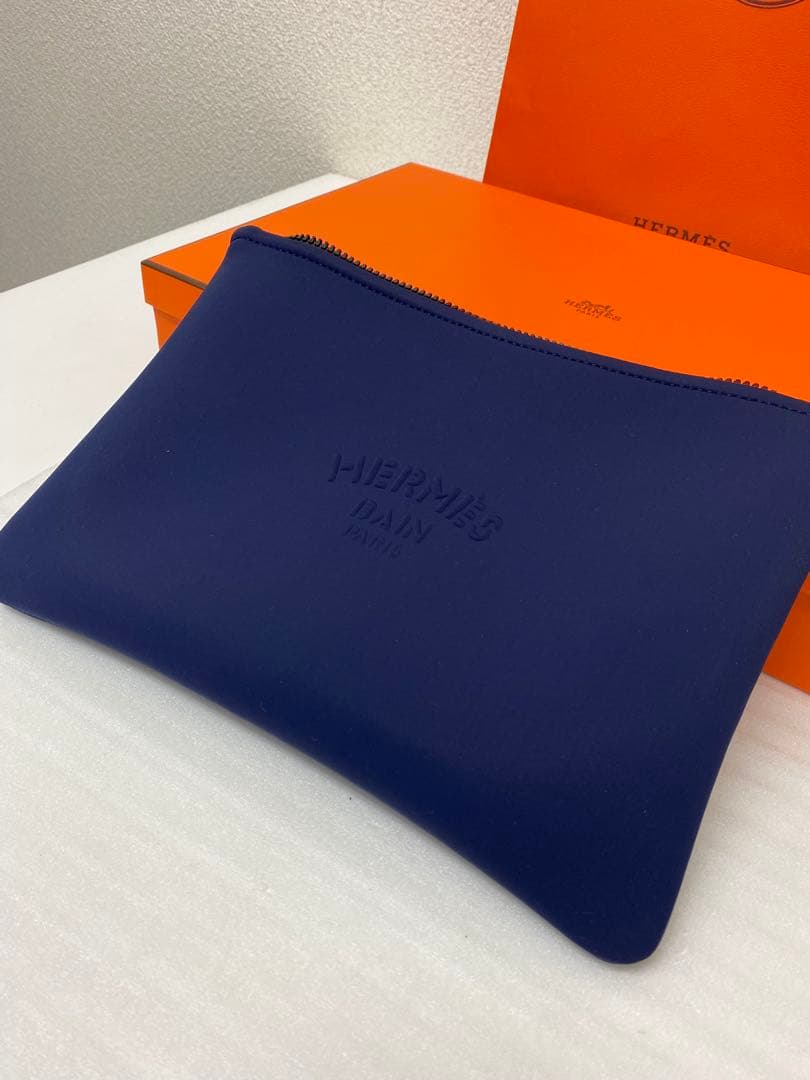 3-3213 HERMES ポーチ《ネオバン》 MM ・ネイビー