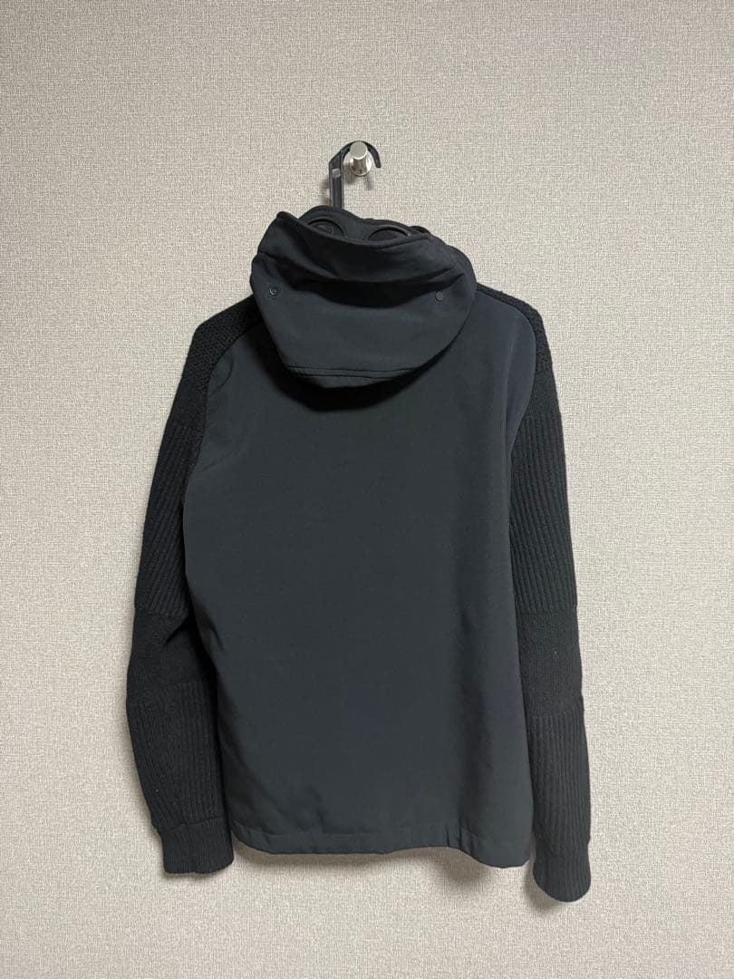 C.P.Company ゴーグル付きジャケット