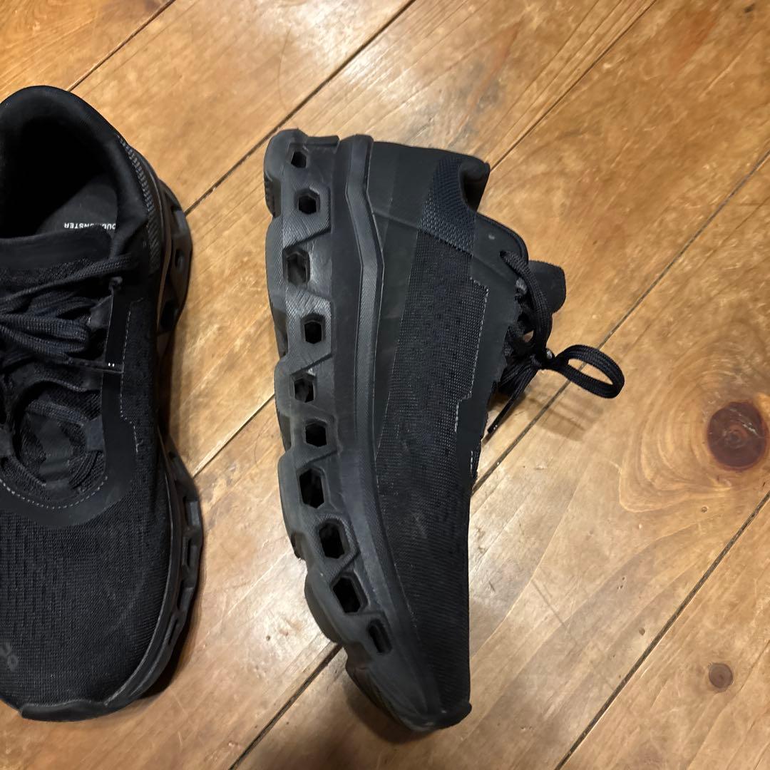 On クラウドモンスター　26.5cm ブラック