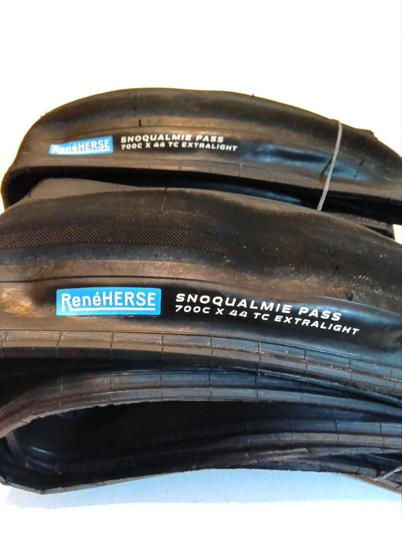Rene Herse700C x 44 Snoqualmie Pass2本セット