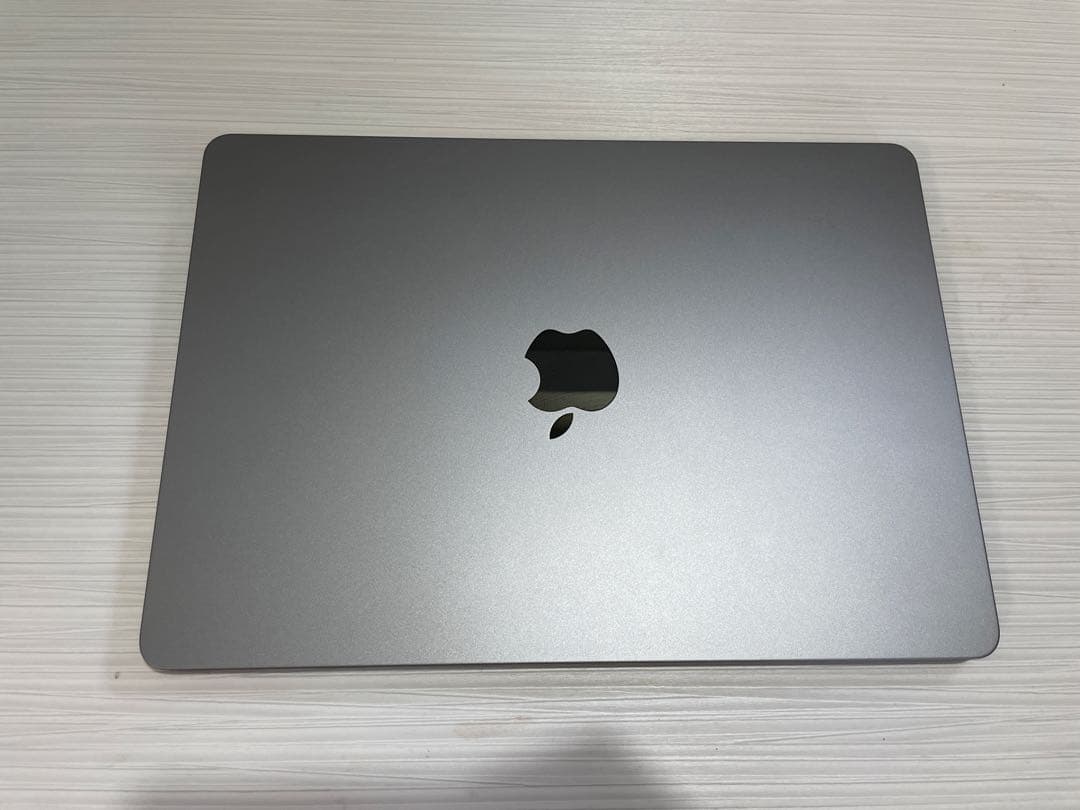 MacbookAir M2 13.6inch スペースグレイ