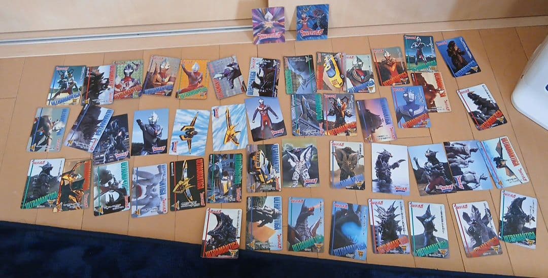 ウルトラマンティガ　カード49枚とシール２枚セット　まとめ売り ウルトラマン カードゲーム ウルトラデッキ01 ウルトラマンティガ