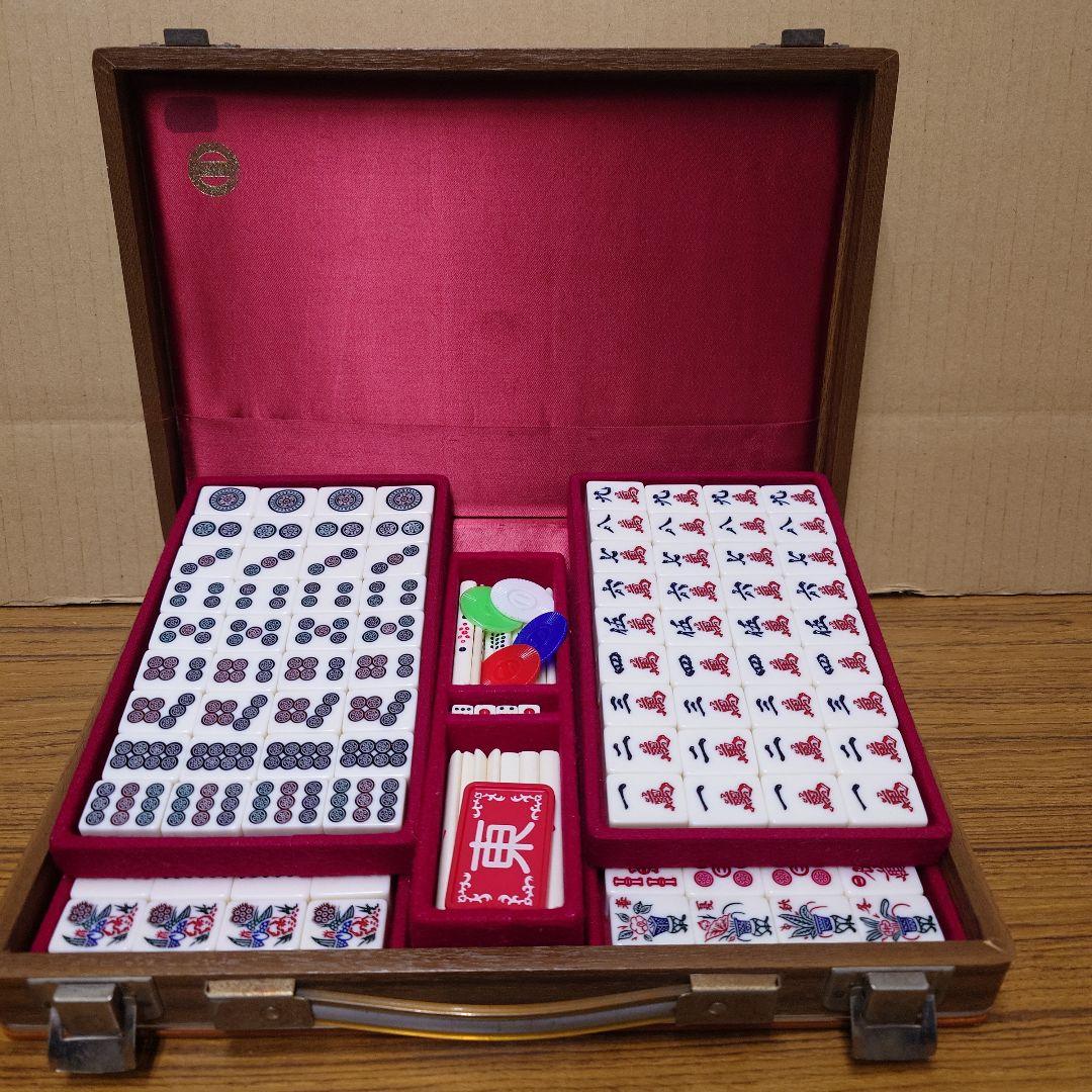 ミズノ　丸一　麻雀牌　家紋入り　赤牌　レア　④ ミズノ丸一 麻雀牌 麻雀 背黒牌 背緑 雀鬼 キングバード 赤五筒子