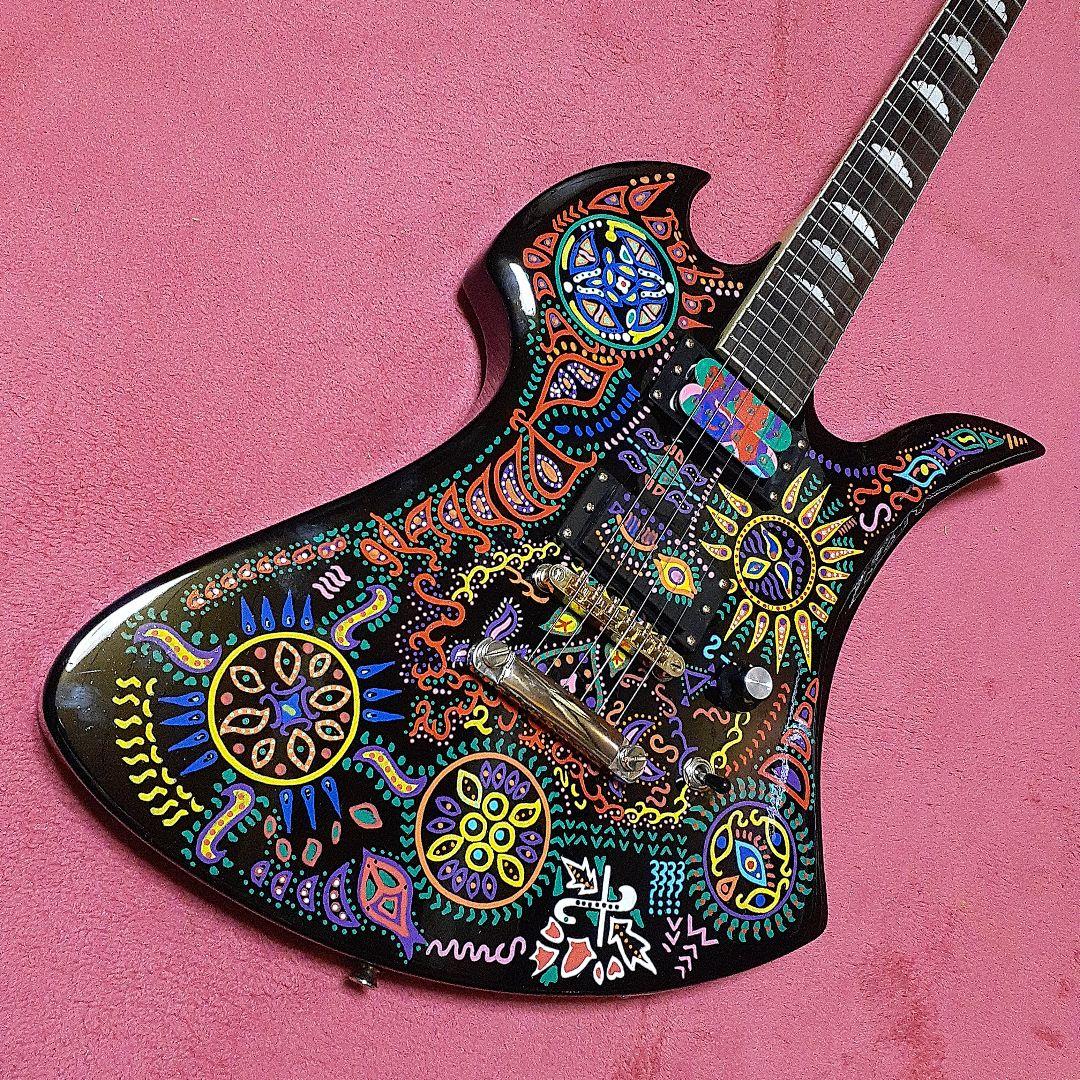 良・美品：サイケペイント・hideモデル。モッキンバード。ソフトケース付属。