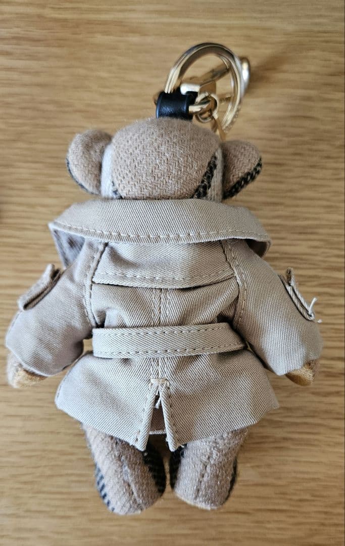 Burberry トーマスベア トレンチコート クマ キーホルダー チャーム