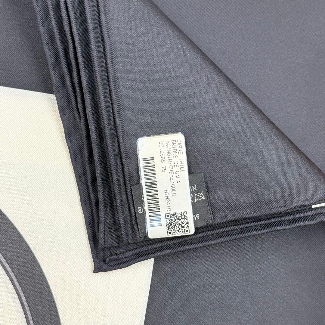 新品未使用　エルメス カレ 90 《ブリッド・ドゥ・ガラ・アン・フルール》