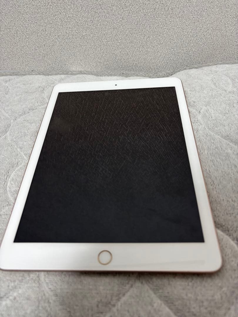 iPad 第6世代 32GB WiFiモデル iPad 第6世代 - WiFiモデル 32GB ゴールド｜iPadの中古は【セカハン