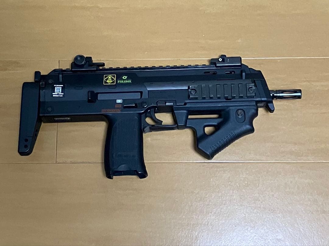 電動ガン 東京マルイ MP7A1 各種マガジン計5個　バッテリー付き