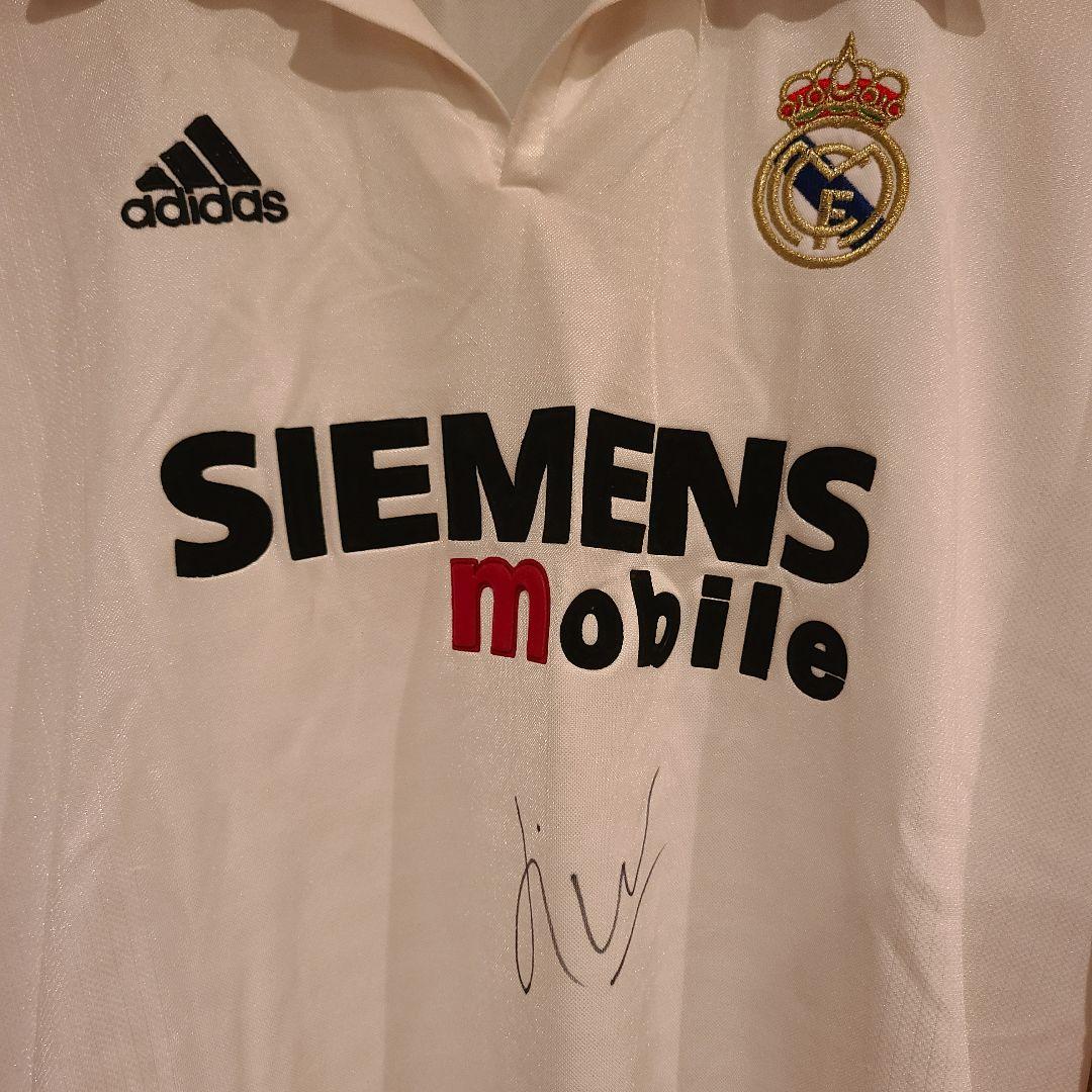 2002年 レアルマドリード ルイスフィーゴ直筆サイン入りユニフォーム