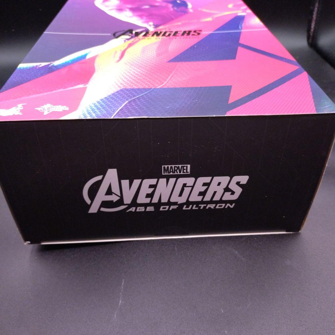 開封品　ホットトイズ　アベンジャーズ　ヴィジョン
