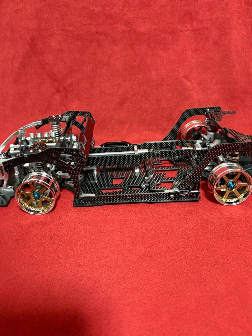 FIJON FJ9 1/10ラジコンシャーシ