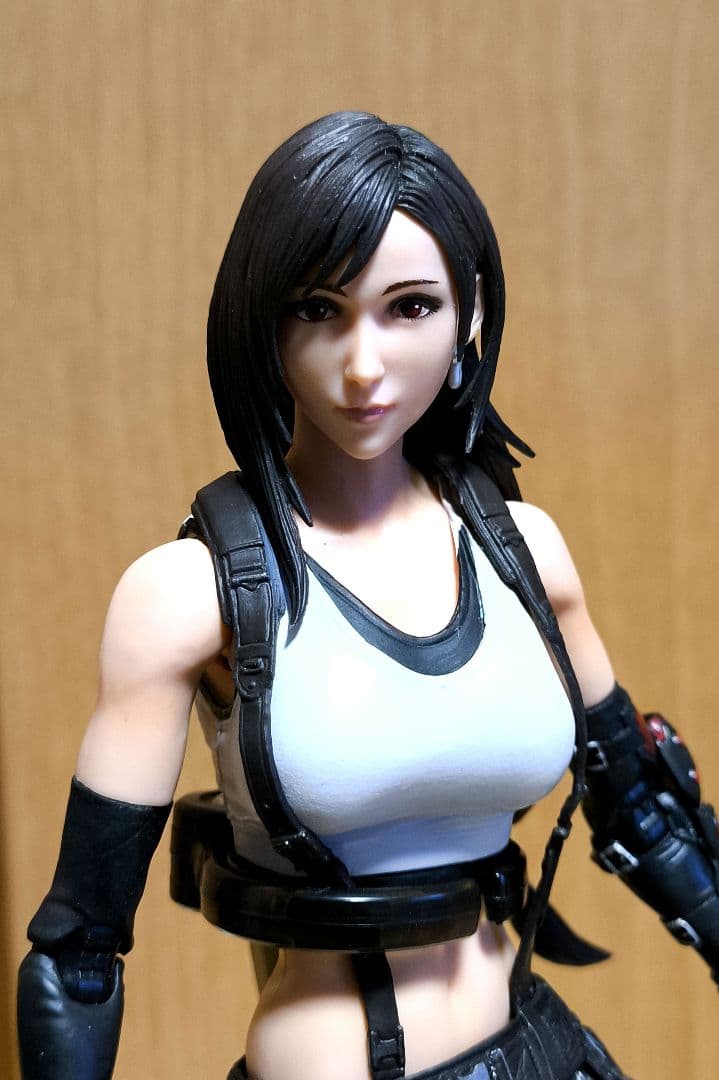 【リペイント】FF7 リメイク　プレイアーツ 改 ティファ・ロックハート